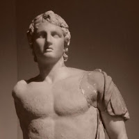 Alessandro Magno, sulla vita.