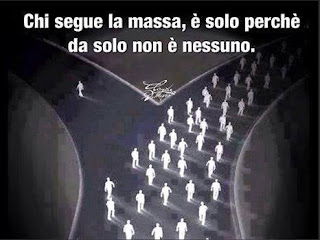 Luca Pilolli, sul chi segue la massa (aforismi da correggere).